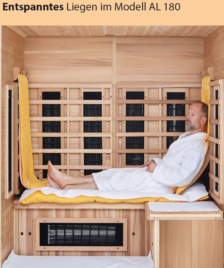 Person geniesst die entspannende Wärme in einer Infrarotkabine von Allwaspa.