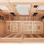 Moderne Infrarotkabine in einem stilvollen Wohnraum für optimale Entspannung.